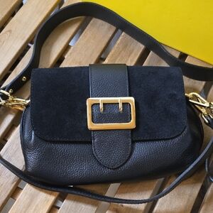 VERA PELLE ITALY Elegant Black Leather Shoulder Bag